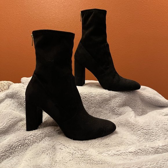 Ivanka Trump Shoes - Ivanka Trump Booties - Gold Zipper and Gold Detail embedded in Heel - Size 9.5